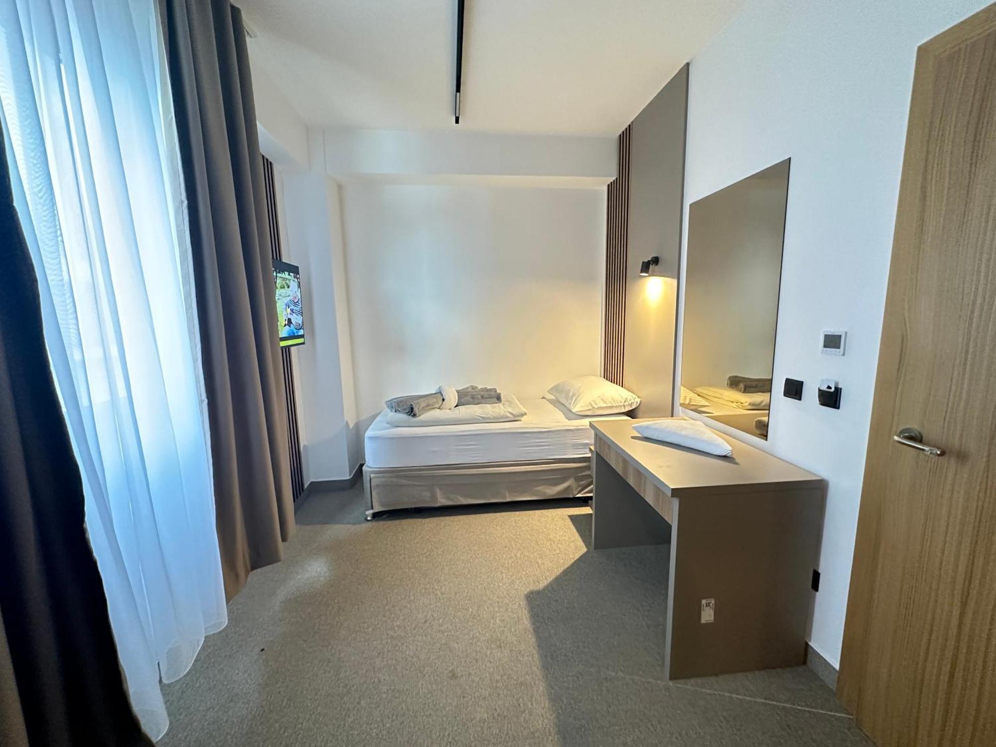 Hotel Suljovic Ilidža Екстериор снимка