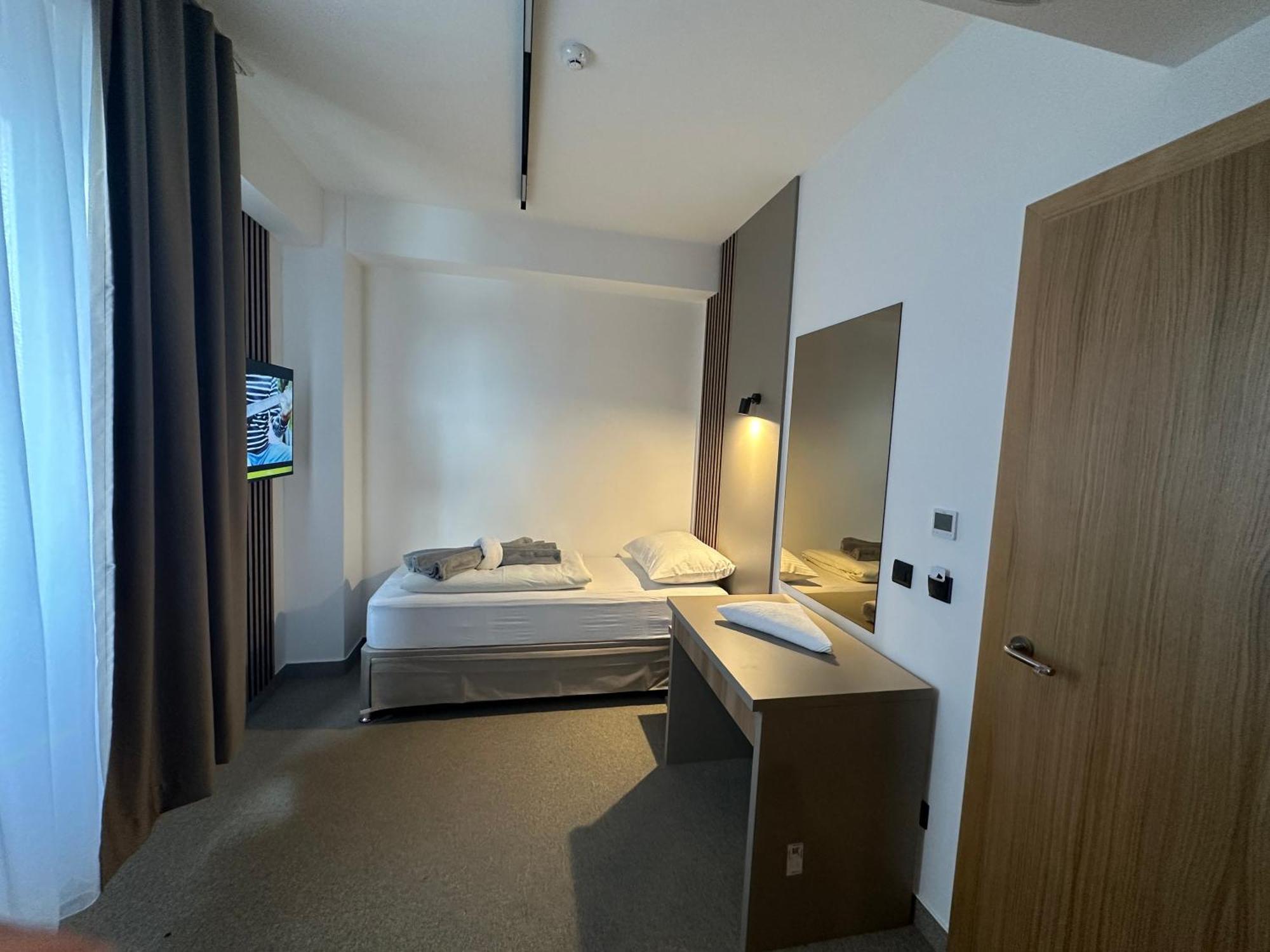 Hotel Suljovic Ilidža Екстериор снимка