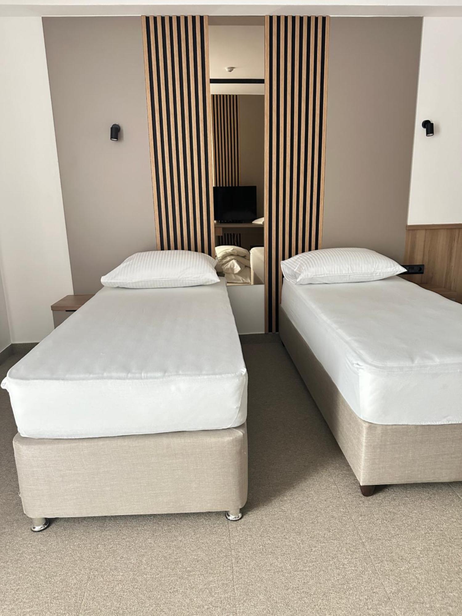Hotel Suljovic Ilidža Екстериор снимка