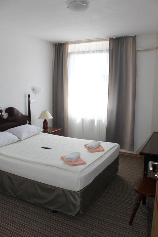 Hotel Suljovic Ilidža Екстериор снимка